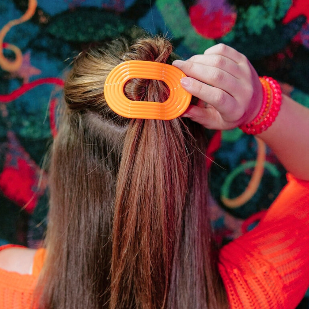 TELETIES - Day Rave Medium Flat Round Hair Clip in Orange Neon - Medium