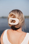 TELETIES - Almond Beige Large Flat Round Hair Clip in Beige - Large - Image - 5