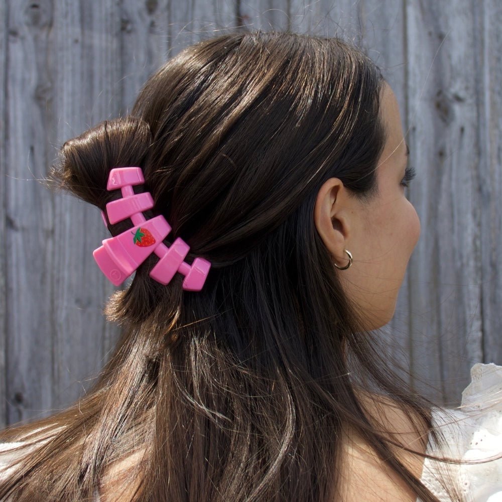 Classic Handpicked Medium Claw Clip in Pink | TELETIES