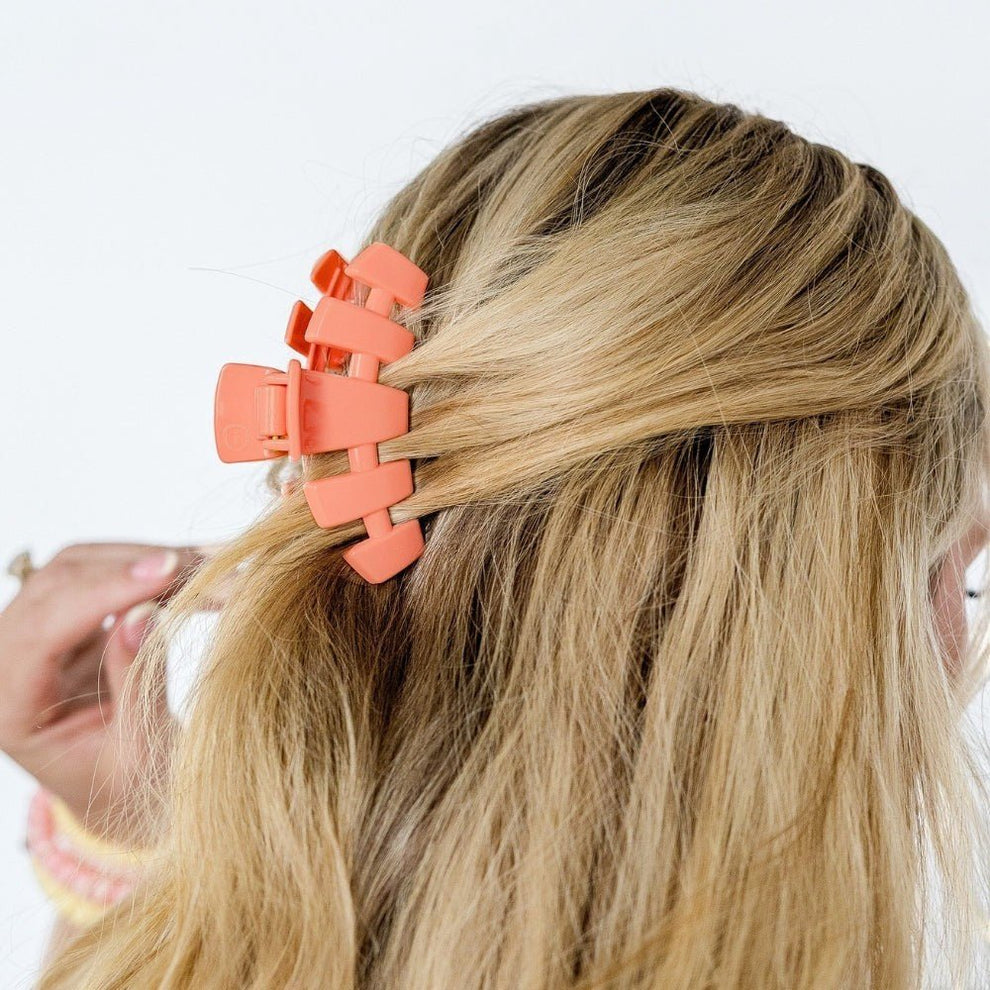 Classic Lexie Hull Medium Claw Clip - Hair Clips - TELETIES
