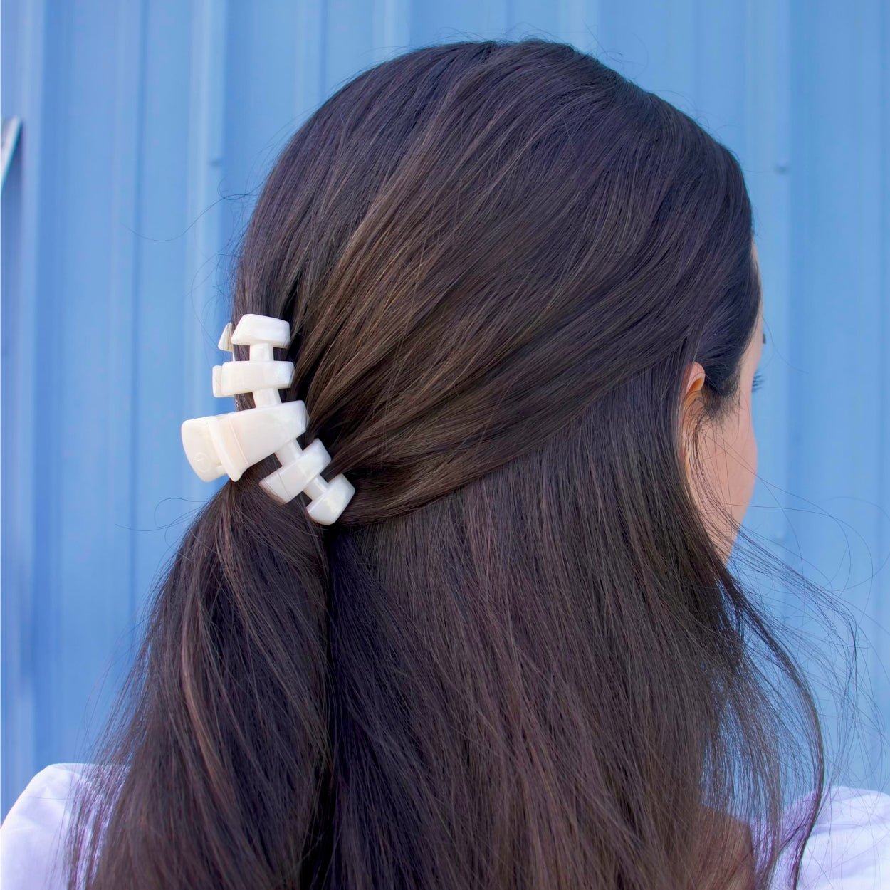 TELETIES - Classic Soft Surf Small Hair Clip in Tan - Small
