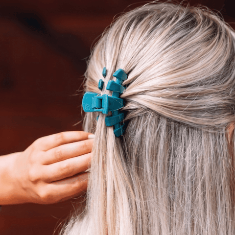 Classic Teal With It Small Claw Clip