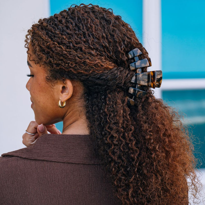 TELETIES - Classic Tortoise Large Claw Hair Clip in Brown - Large - Image 4