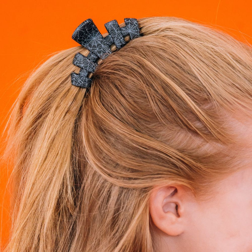 TELETIES - Classic Webbed Small Hair Clip in Black - Small - Image 4