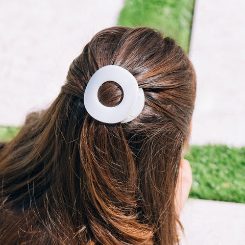 Coconut White Medium Flat Circle Hair Clip