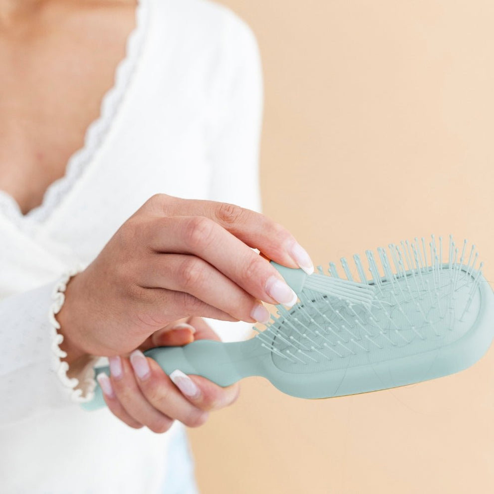 Detangler Hair Brush for Medium Hair – Blue - Hairbrush - TELETIES
