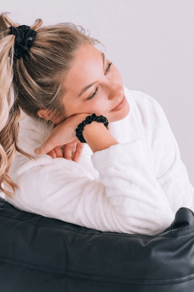 Jet Black Small Silk Scrunchies - Scrunchies - TELETIES

