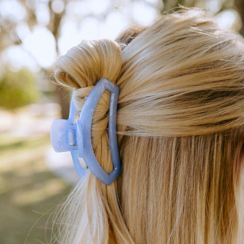 Open Blue Lagoon Medium Hair Clip