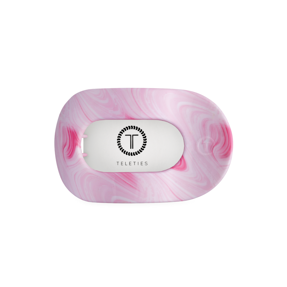 TELETIES medium flat round pink marble hair clip with bendable teeth for a comfortable, secure hold.
