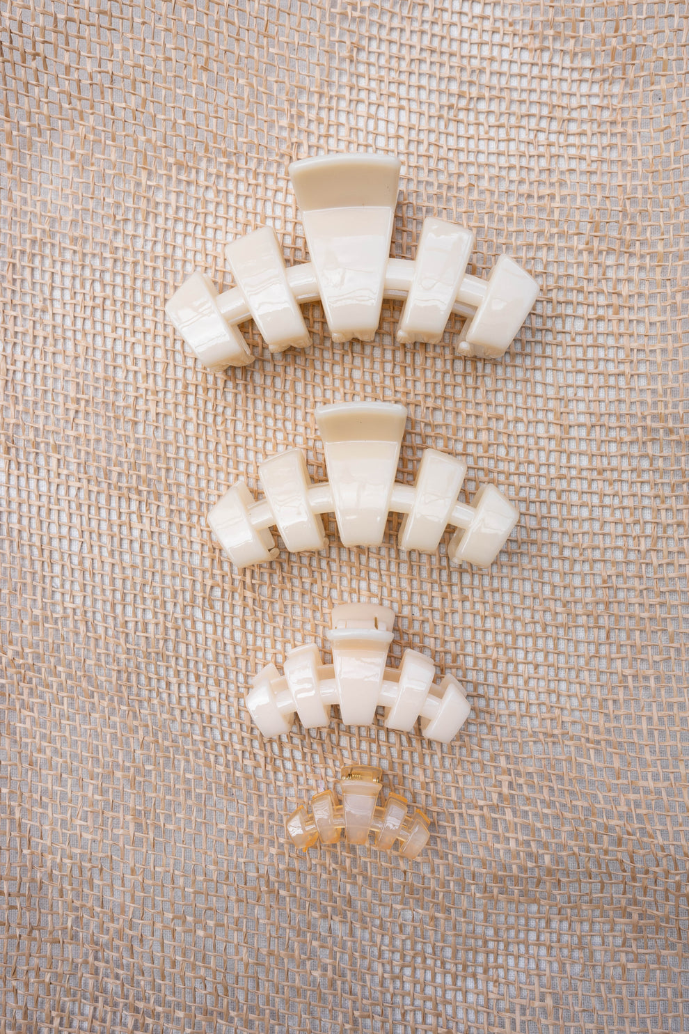 Classic Almond Beige Small Hair Clip - Small Hair Clip - TELETIES
